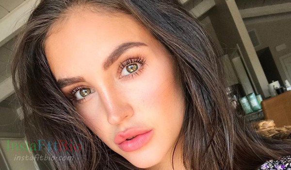 Jaclyn Swedberg #InstaFitBio
