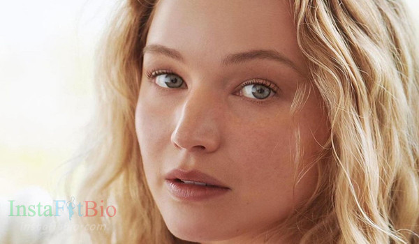 Jennifer Lawrence #InstaFitBio