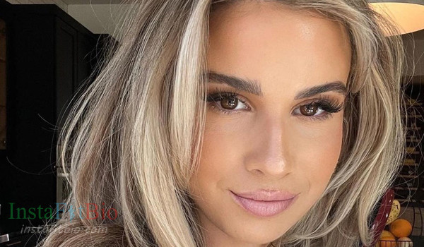 Katelyn Brown #InstaFItBio