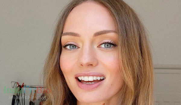 Laura Haddock #InstaFitBio