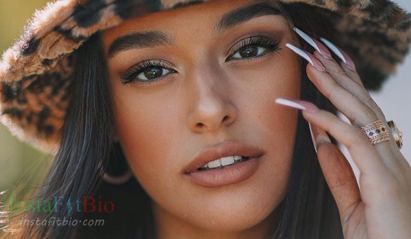 Marta Diaz #InstaFitBio