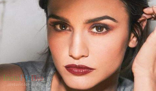 Megan Montaner #InstaFitBio