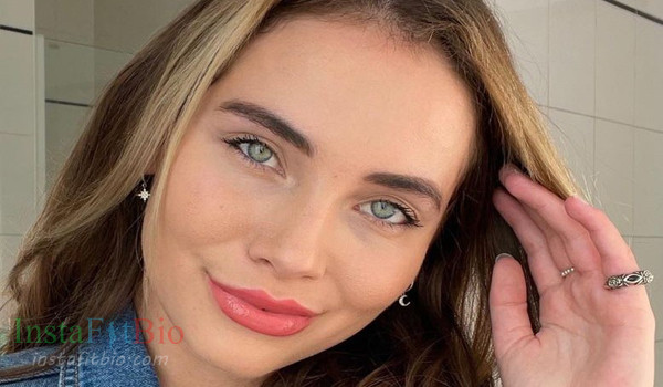 Sanne Vander #InstaFitBio