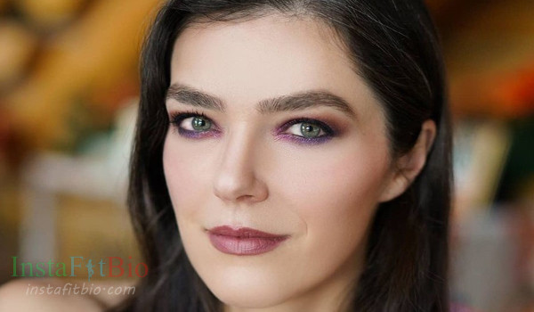 Adrianne Curry Rhode #InstaFitBio