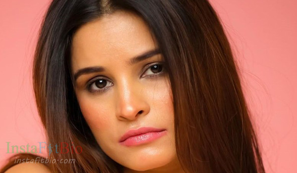 Chetna Pande #InstaFitBio
