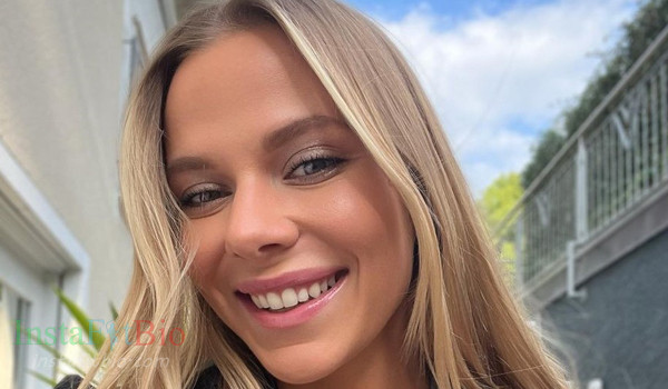 Cheyenne Pahde #InstaFItBio