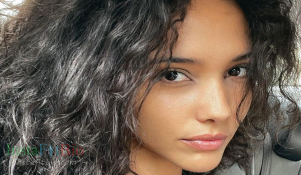 Cora Emmanuel #InstaFitBio