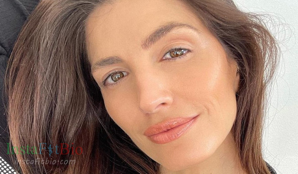 Elena Pappas #InstaFitBio