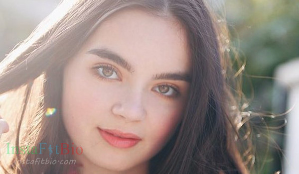 Landry Bender #InstaFitBio