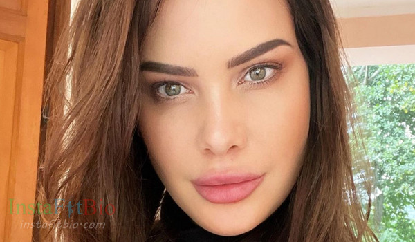 Mayana Moura #InstaFitBio