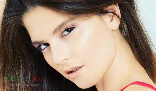 Sara Bell #InstaFitBio