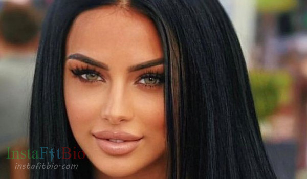 Andreea Mitrita #InstaFitBio