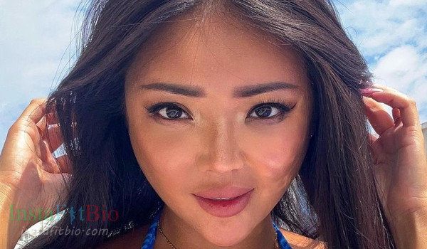 Ayumi Anime #InstaFitBio