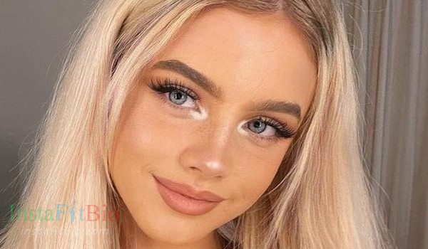 Claire Freeman #InstaFItBio