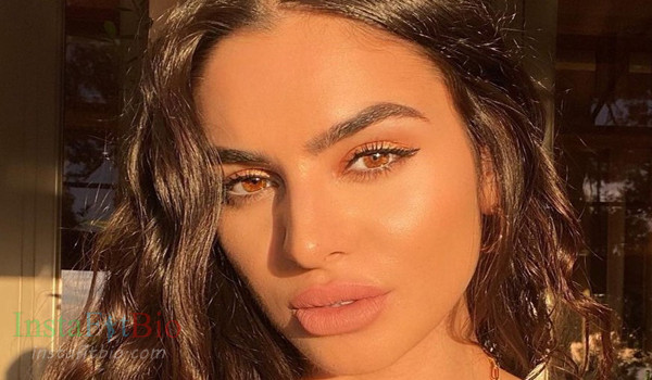 Joelle Raheb #InstaFitBio