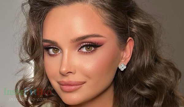 Karolina Sevastyanova #InstaFitBio