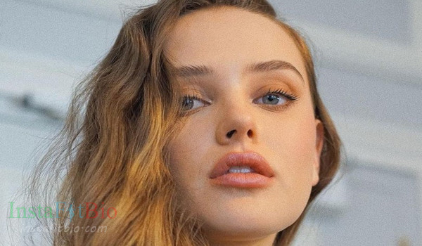 Katherine Langford #InstaFitBio