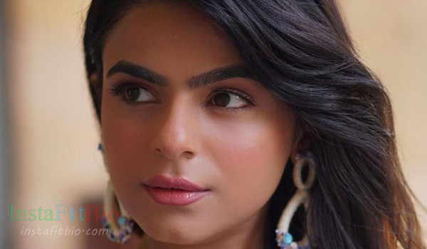 Kavya Khurana #InstaFitBio