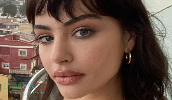 Nicole Meyer #InstaFitBio