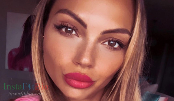 Sarah Nile #InstaFitBio