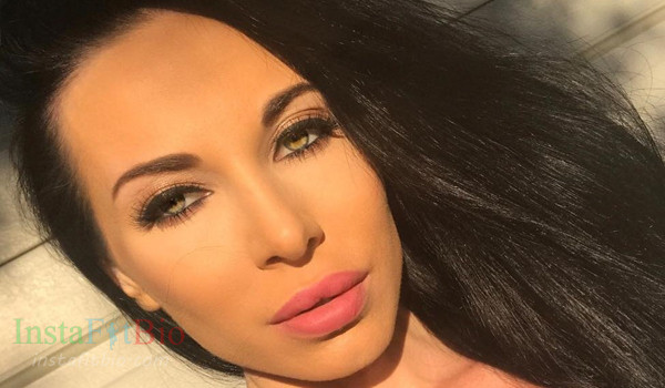 Simona Mihiela #InstaFitBio