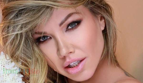 Angie Savage #InstaFitBio