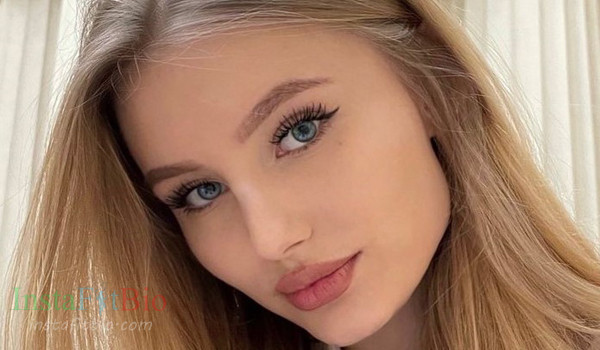 Elena Missova #InstaFitBio