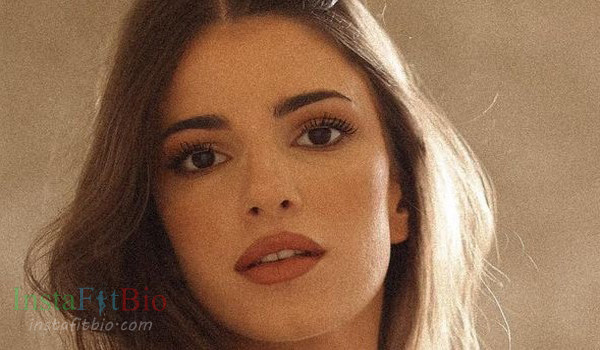 Henrietta Isan #InstaFitBio