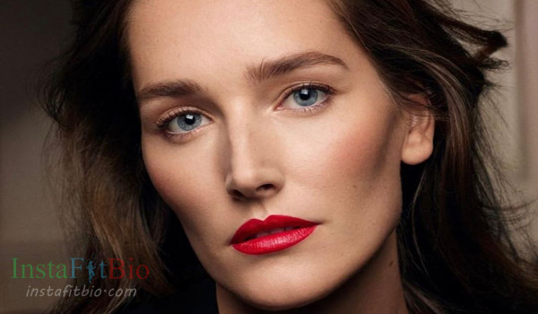 Josephine Le Tutour #InstaFitBio