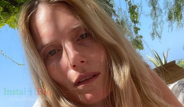 Dree Hemingway #InstaFitBio