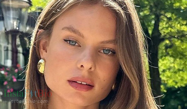 Ella Dieke Ebbinge #InstaFitBio