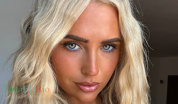 Holly Robinson #InstaFitBio