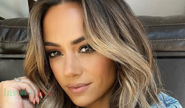 Jana Kramer #InstaFitBio