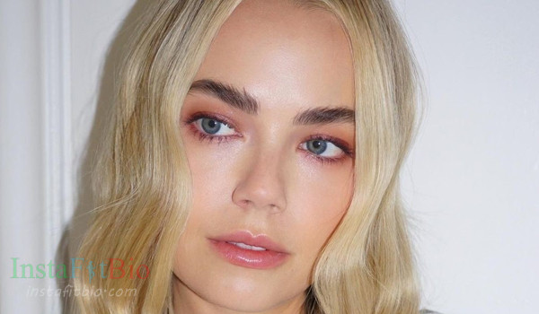 Rebecca Rittenhouse #InstaFitBio