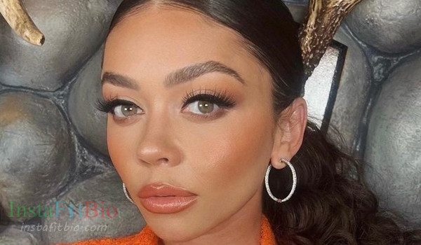 Sarah Hyland #InstaFitBio