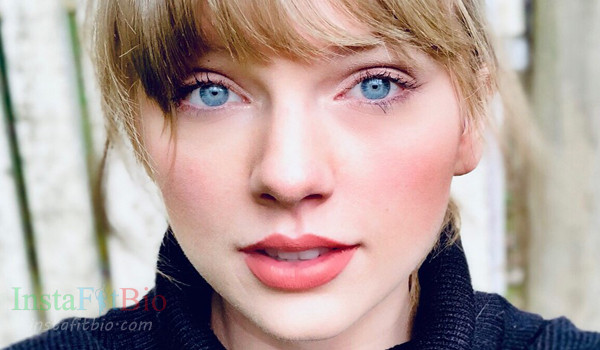 Taylor Swift #InstaFitBio