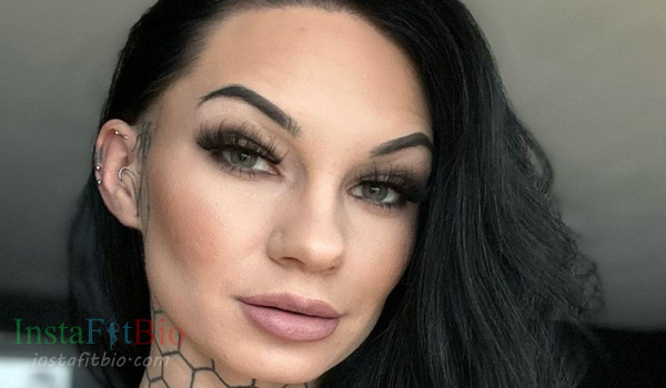 Bee Phillips #InstaFitBio