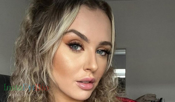 Charlotte Clark #InstaFitBio