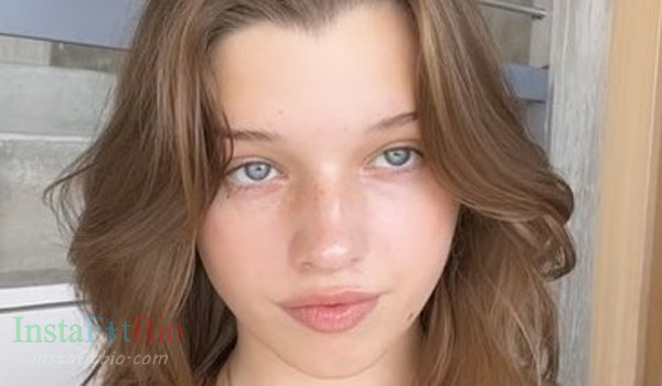 Ever Anderson #InstaFItBio