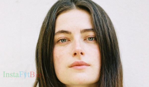 Millie Brady #InstaFItBio