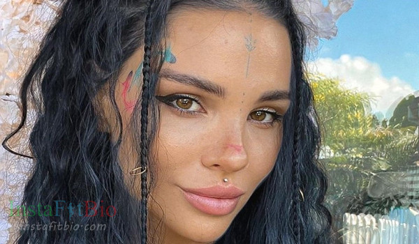 Oksana Radzhabova #InstaFitBio