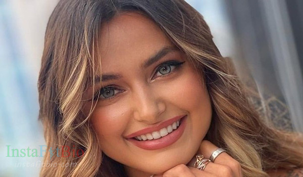 Sammi Perri #InstaFitBio