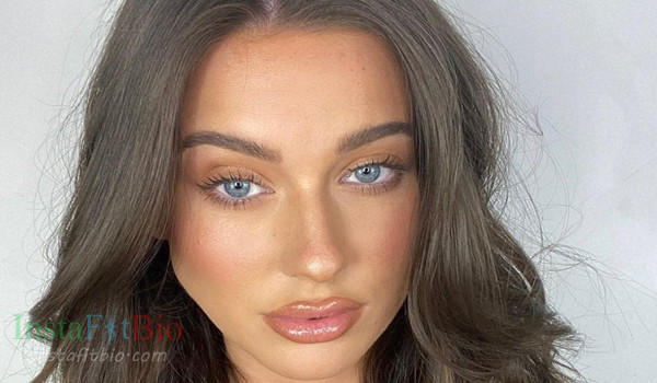 Sarah Waddles #InstaFitBio