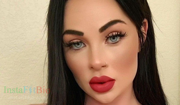 Skyla Novea #InstaFitBio