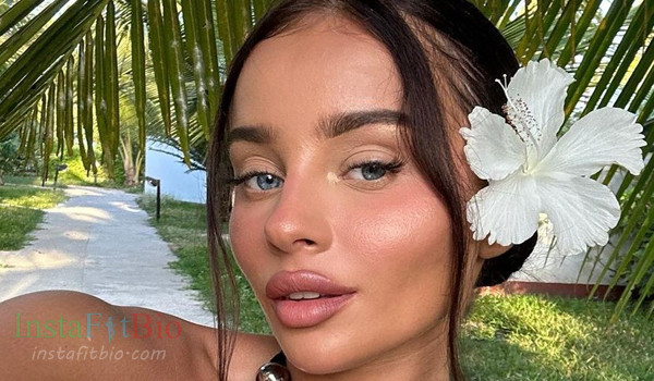 Agata Fak #InstaFitBio