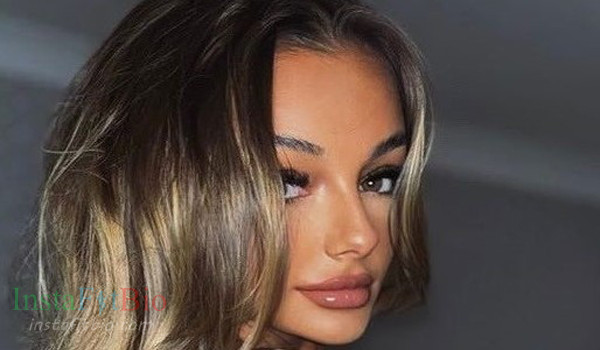 Daisy May #InstaFitBio