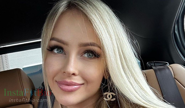 Diana Lumiere #InstaFitBio