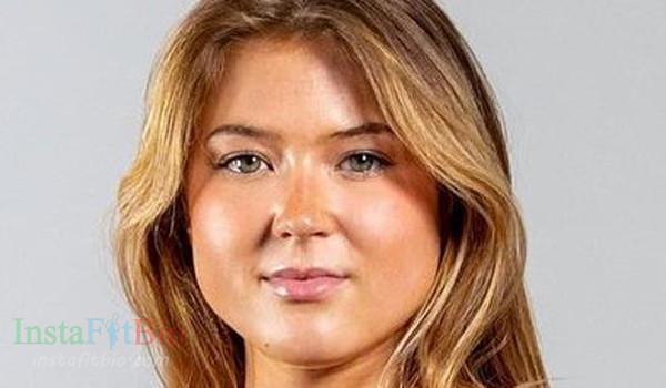 Emma Lanyi #InstaFItBio