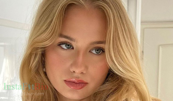 Emma Woe #InstaFitBio