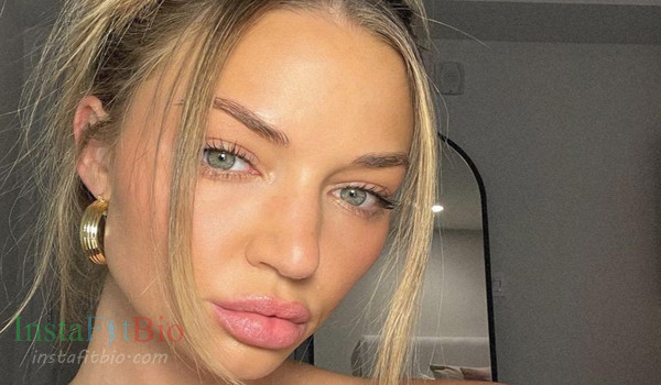 Erika Costell #InstaFitBio